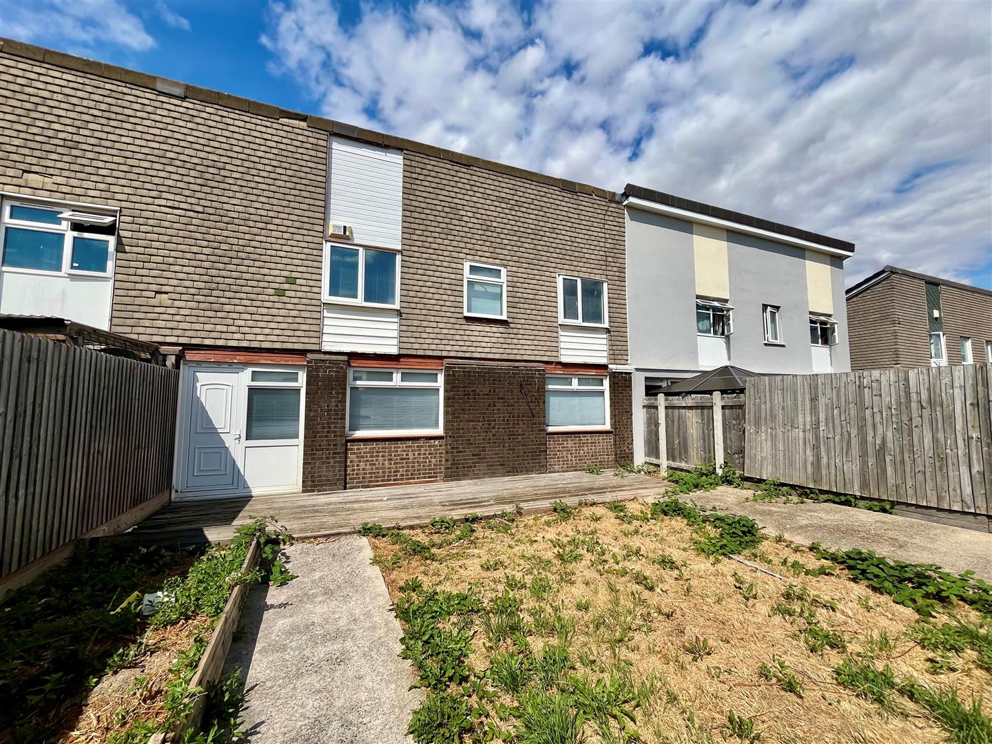 Stroud Crescent West, Bransholme, Hull, HU7 4QG